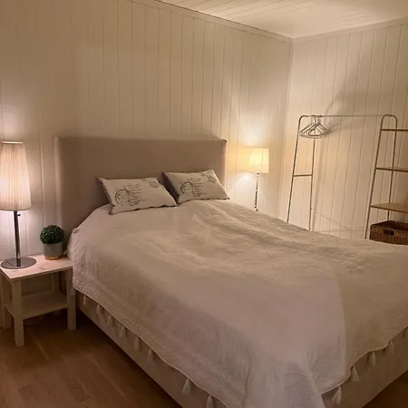 In-ski Out With Mountain View At Apartment *